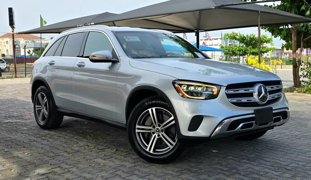 Mercedes-Benz GLC300 2020